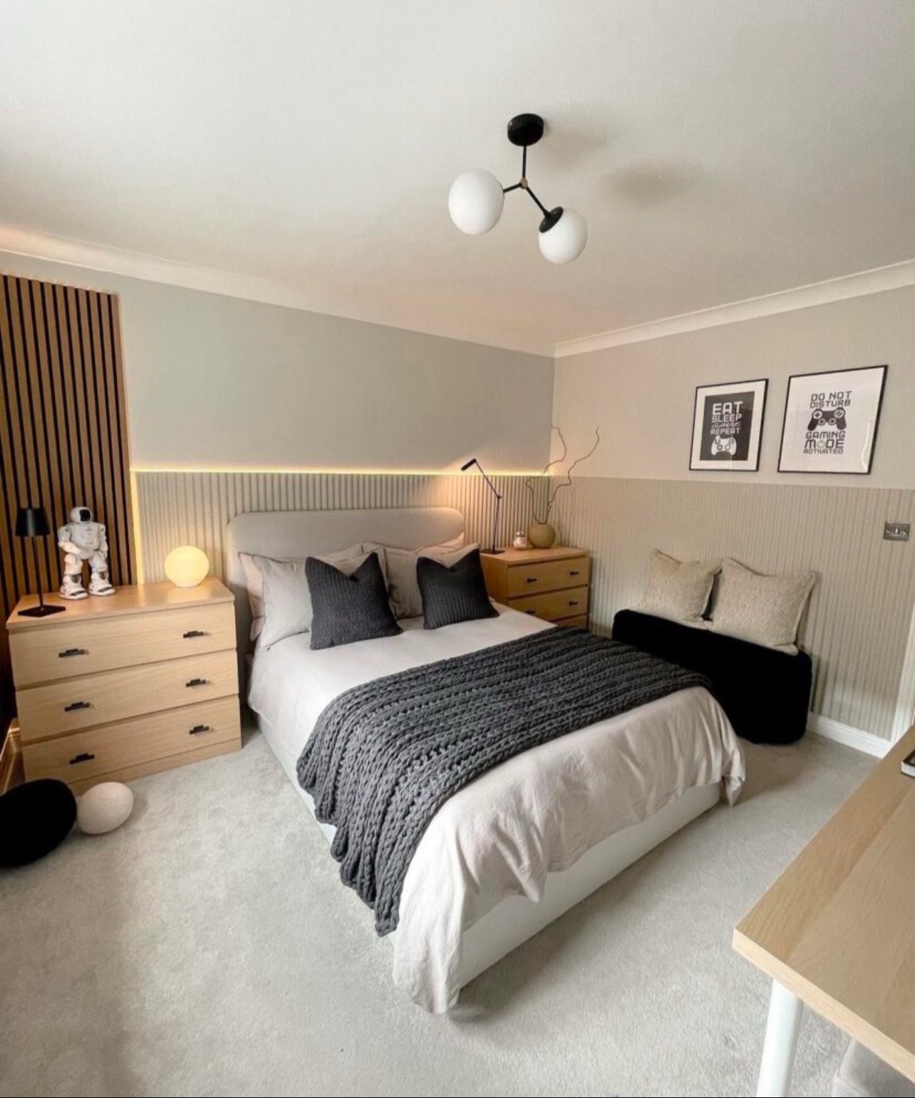 25 modern small bedroom ideas